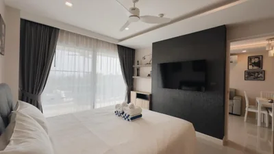 Appartement met één slaapkamer, balkon en zeezicht — Babylon Sky Garden